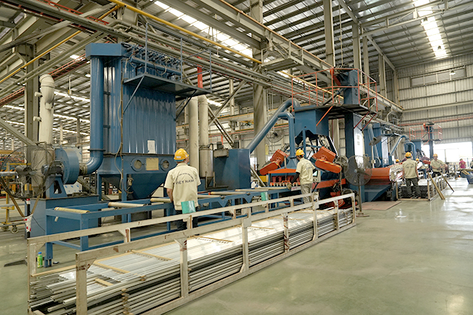 NHÔM YONGXING ỨNG DỤNG PHUN CÁT ĐỂ LÀM SẠCH BỀ MẶT 2