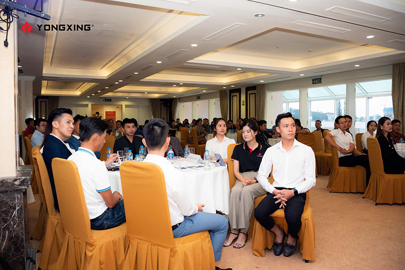 Hội nghị khách hàng nhôm Yongxing tại Đà Lạt thu hút lượng lớn khách tham gia