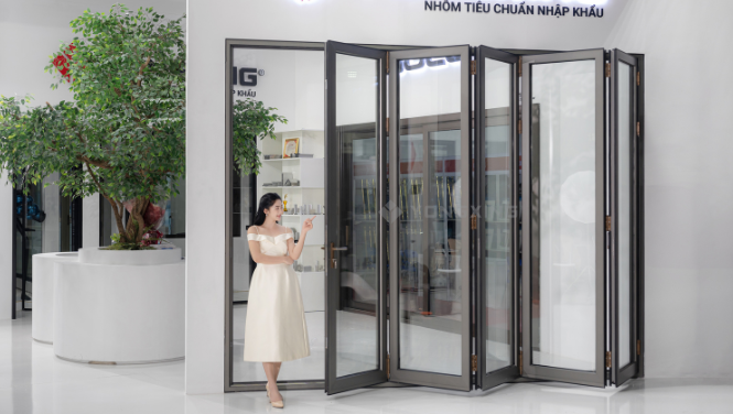 Cửa nhôm xếp trượt Soco80 thiết kế thông minh, vận hành siêu mượt 