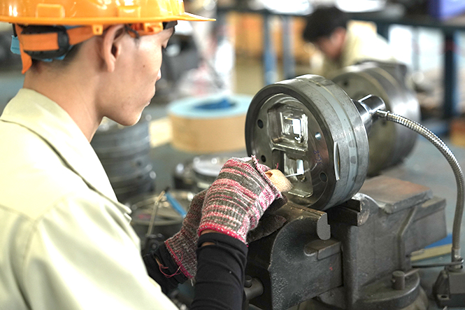KHÁM PHÁ PHÒNG KHUÔN MẪU NHÔM YONGXING 1
