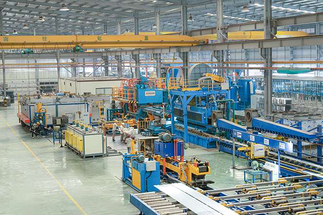 Quy trình đùn ép tại nhà máy nhôm Yongxing 3